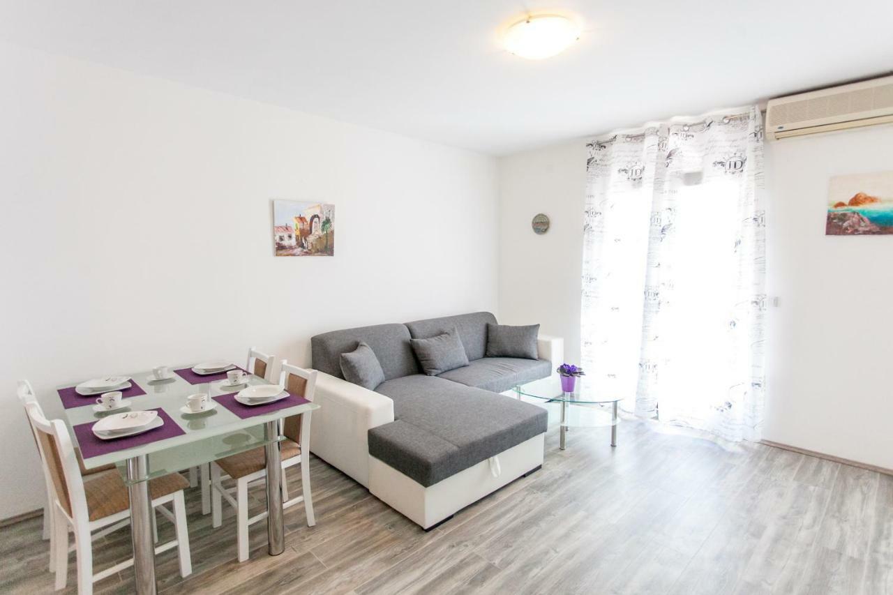 Apartman Miami Podstrana Habitación foto
